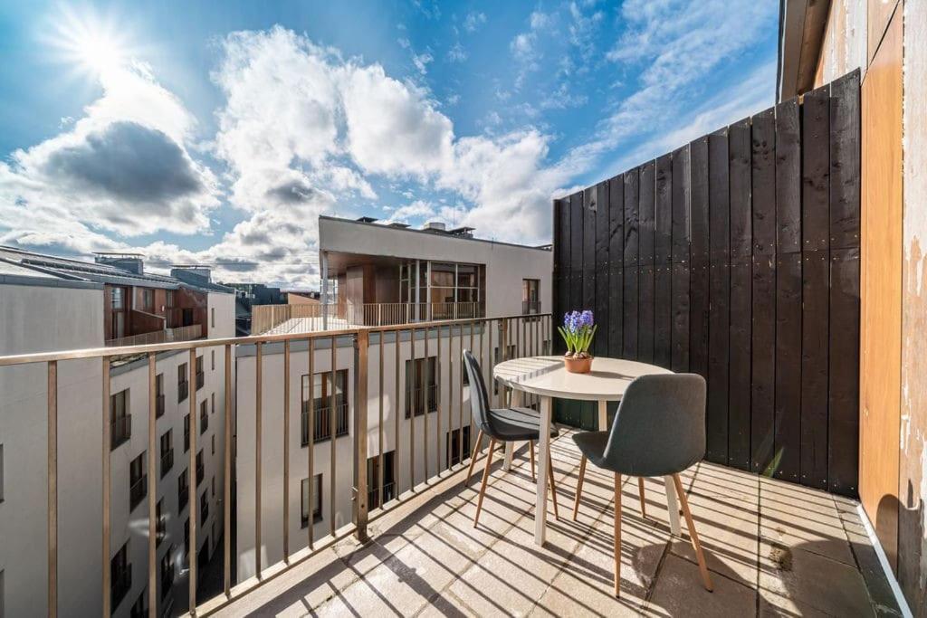 New Loft With Rooftop Terrace In The Old Town Riga Bagian luar foto